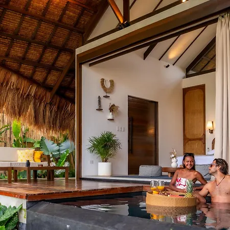 Private Villa With Pool - Kalani River Villas General Luna  Exterior photo